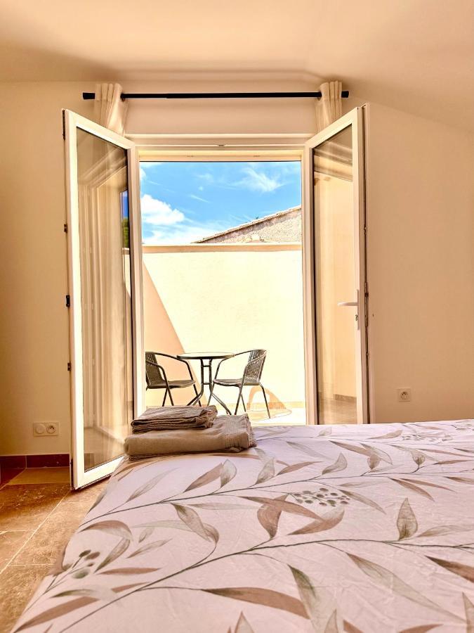 Maison De Charme Avec Jacuzzi Molleges Екстер'єр фото