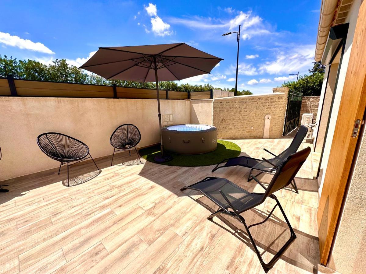 Maison De Charme Avec Jacuzzi Molleges Екстер'єр фото
