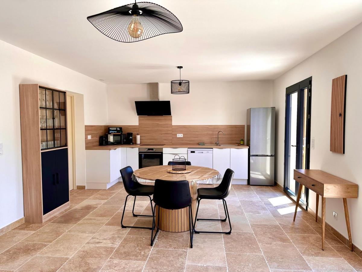 Maison De Charme Avec Jacuzzi Molleges Екстер'єр фото
